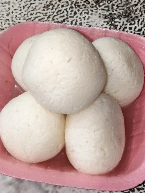 रसगुल्ला